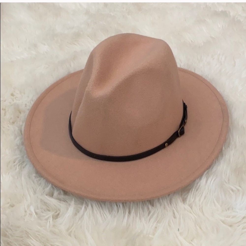 Blush Flst brim hat